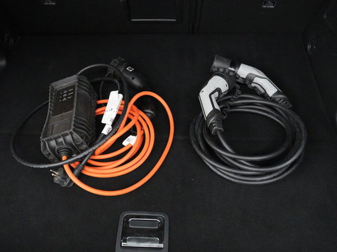 Opel Grandland X 1.6 Turbo Hybrid Elegance | SOH 96% | Leder | Adaptive cruise | Trekhaak | Stuurverwarming | Carplay | Navigatie | Full LED | Camera | Climate control | PHEV | Plug In