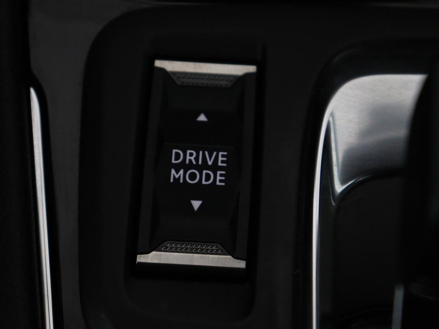 Opel Grandland X 1.6 Turbo Hybrid Elegance | SOH 96% | Leder | Adaptive cruise | Trekhaak | Stuurverwarming | Carplay | Navigatie | Full LED | Camera | Climate control | PHEV | Plug In