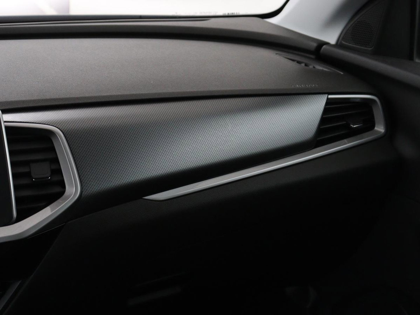 Opel Grandland X 1.6 Turbo Hybrid Elegance | SOH 96% | Leder | Adaptive cruise | Trekhaak | Stuurverwarming | Carplay | Navigatie | Full LED | Camera | Climate control | PHEV | Plug In