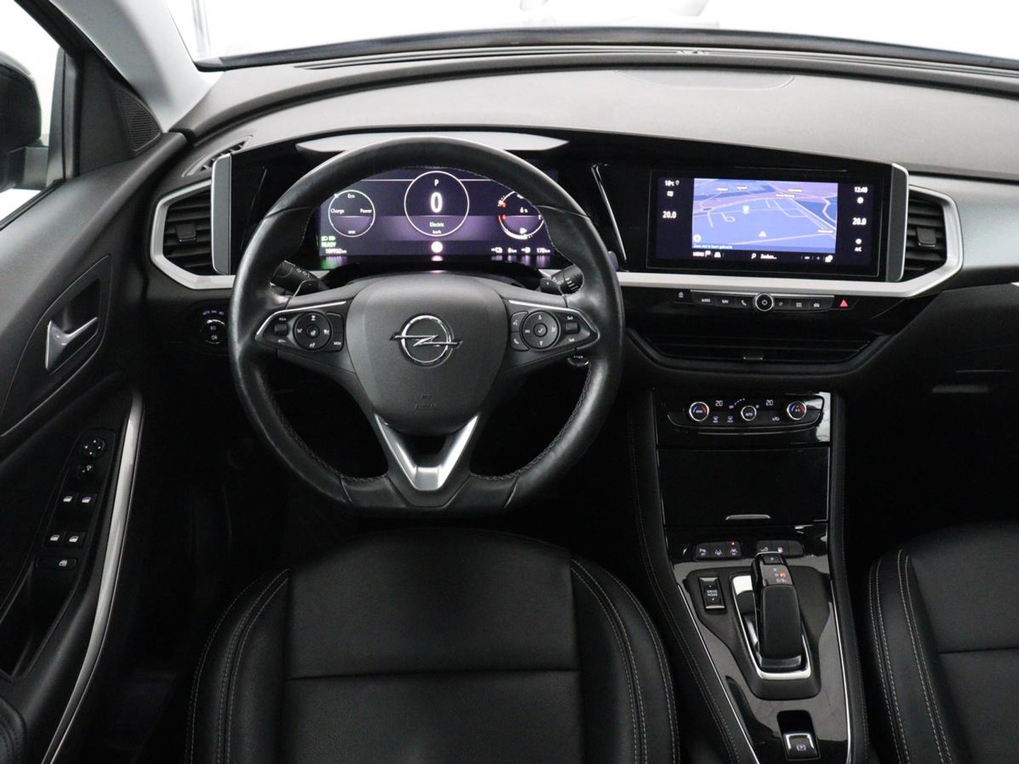 Opel Grandland X 1.6 Turbo Hybrid Elegance | SOH 96% | Leder | Adaptive cruise | Trekhaak | Stuurverwarming | Carplay | Navigatie | Full LED | Camera | Climate control | PHEV | Plug In
