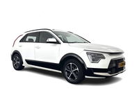 Kia Niro - 1.6 GDi Hybrid Dynamic Plus Line (INCL-BTW) Aut. *PANO | HEAD-UP | LEATHER | DIGI-COCKPIT | NAVI-FULLMAP | DAB | ADAPTIVE-CRUISE | CAMERA | HEATED-COMFORTSEATS | KEYLESS | PRIVACYGLASS | SHIFTPADDLES | CARPLAY | TOWBAR | 16"
