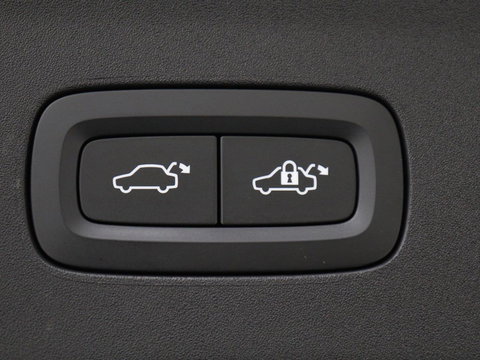 Polestar 2 Long Range Single Motor 78 kWh | Stoelverwarming | 360 Camera | Adaptive cruise | Park Assist | Carplay | Full LED | Keyless | Full LED | Navigatie