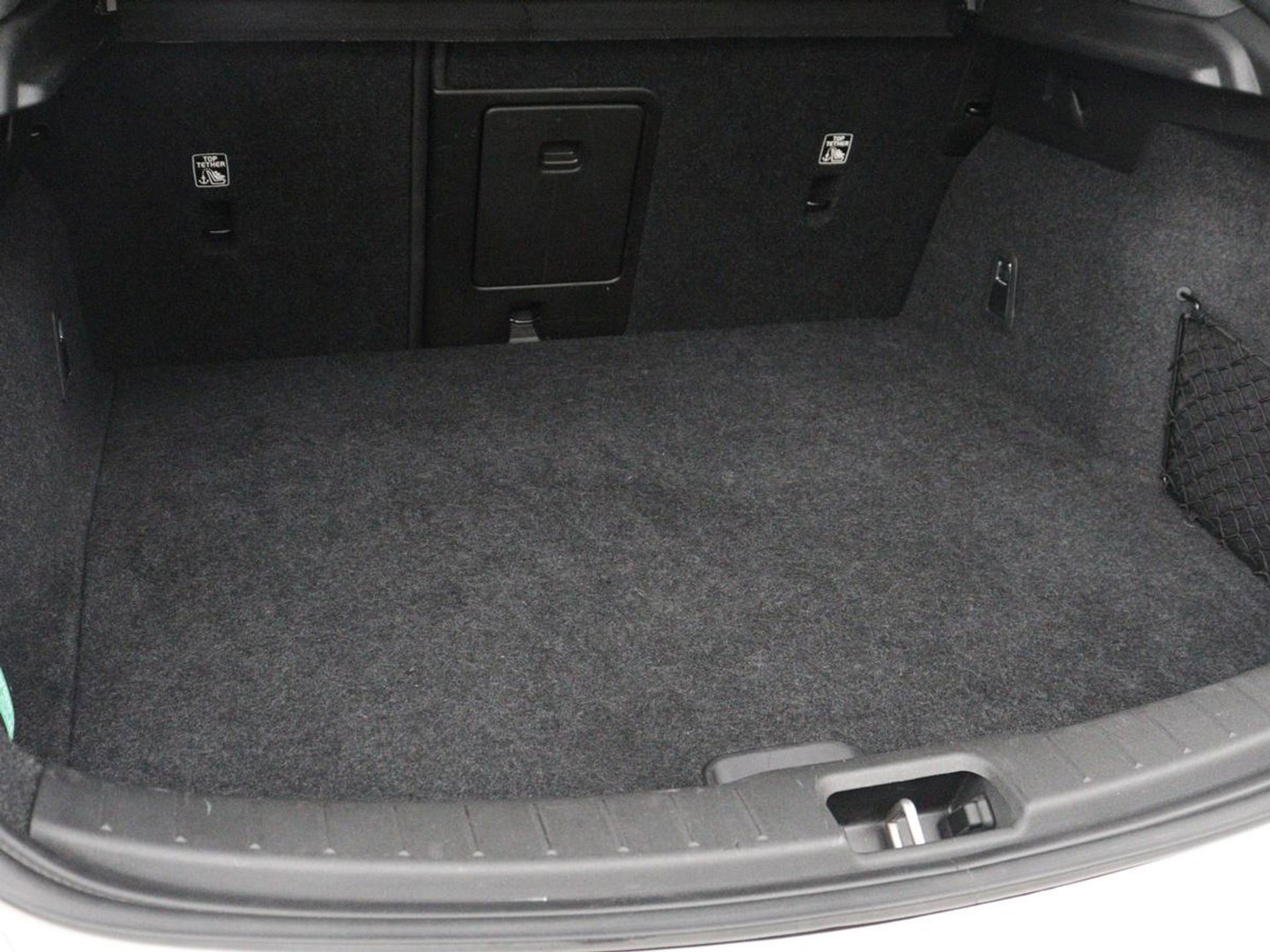 Polestar 2 Long Range Single Motor 78 kWh | Stoelverwarming | 360 Camera | Adaptive cruise | Park Assist | Carplay | Full LED | Keyless | Full LED | Navigatie