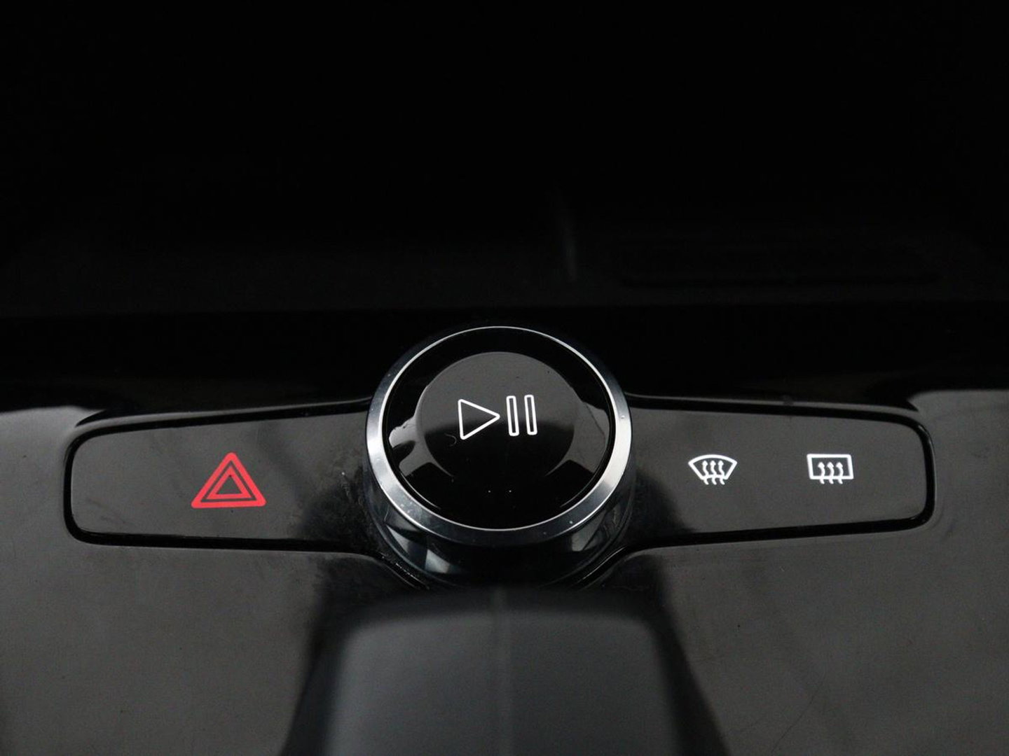 Polestar 2 Long Range Single Motor 78 kWh | Stoelverwarming | 360 Camera | Adaptive cruise | Park Assist | Carplay | Full LED | Keyless | Full LED | Navigatie