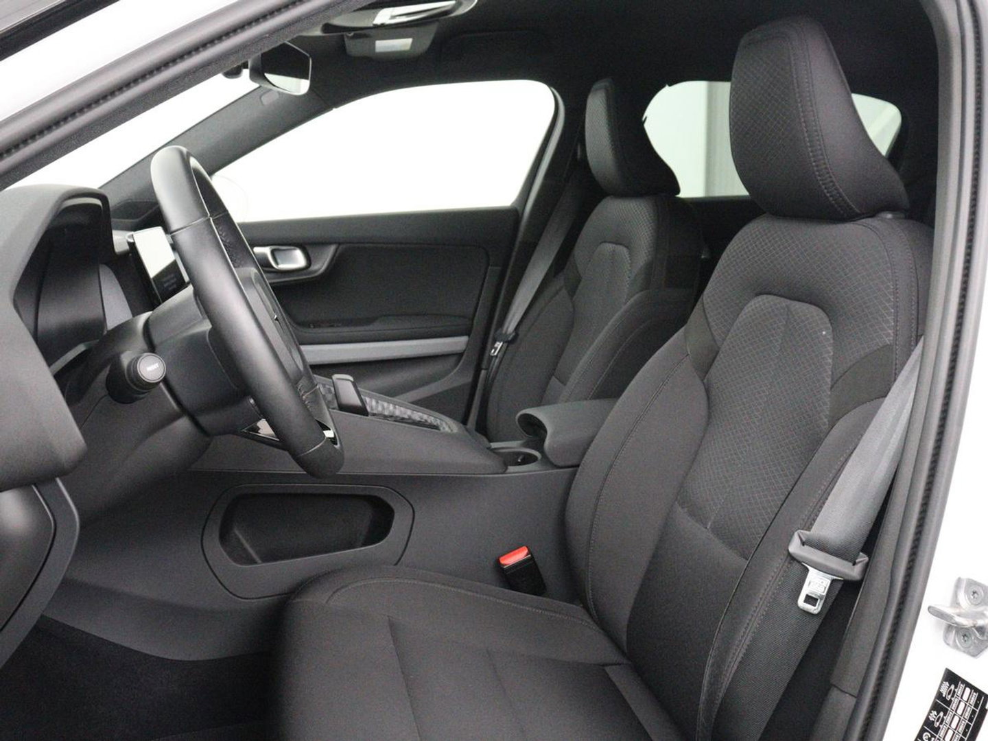 Polestar 2 Long Range Single Motor 78 kWh | Stoelverwarming | 360 Camera | Adaptive cruise | Park Assist | Carplay | Full LED | Keyless | Full LED | Navigatie