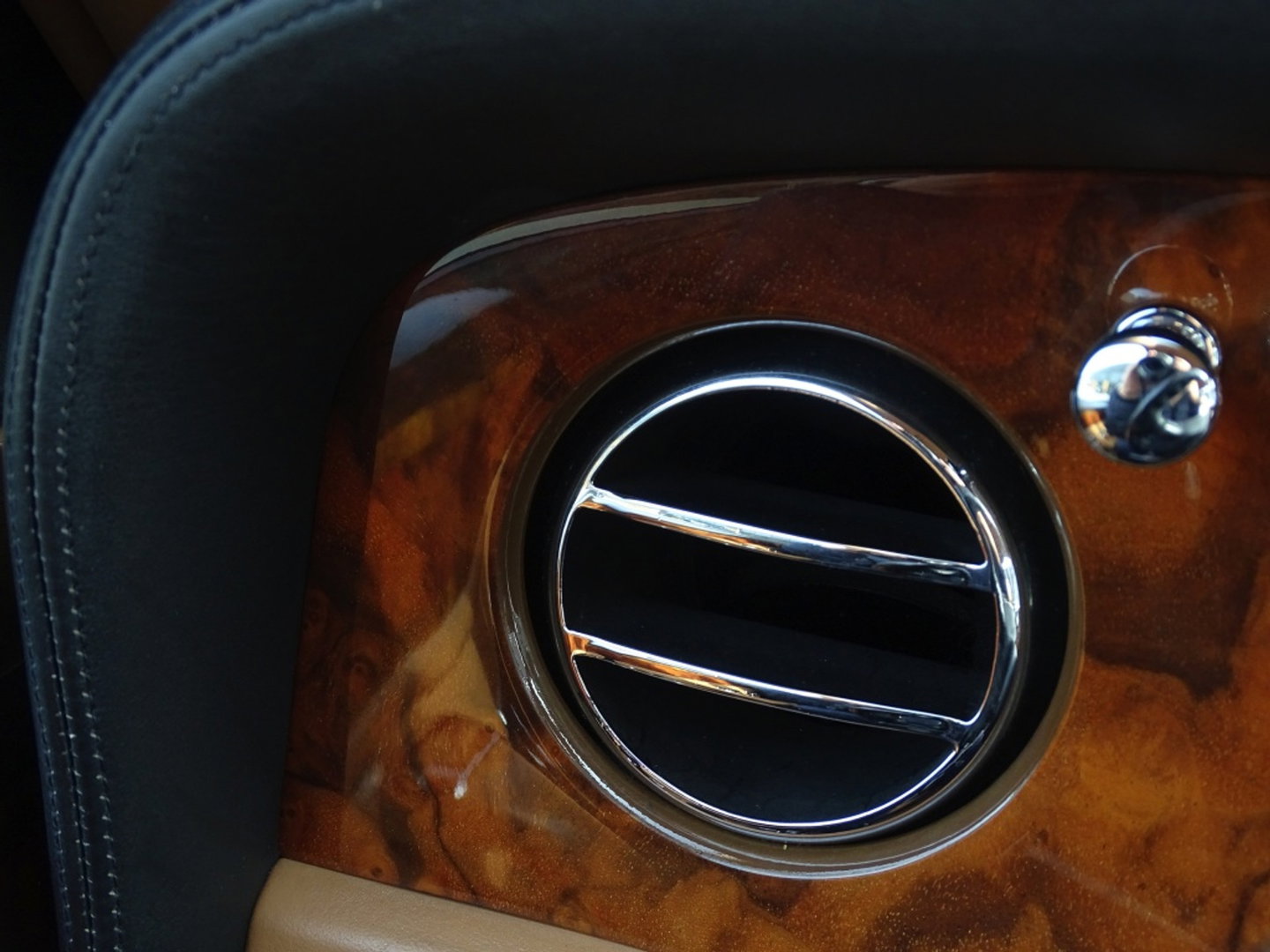 Bentley Continental 6.8 R V8 Turbo coupe / collectors item