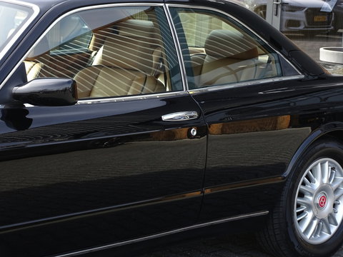 Bentley Continental 6.8 R V8 Turbo coupe / collectors item