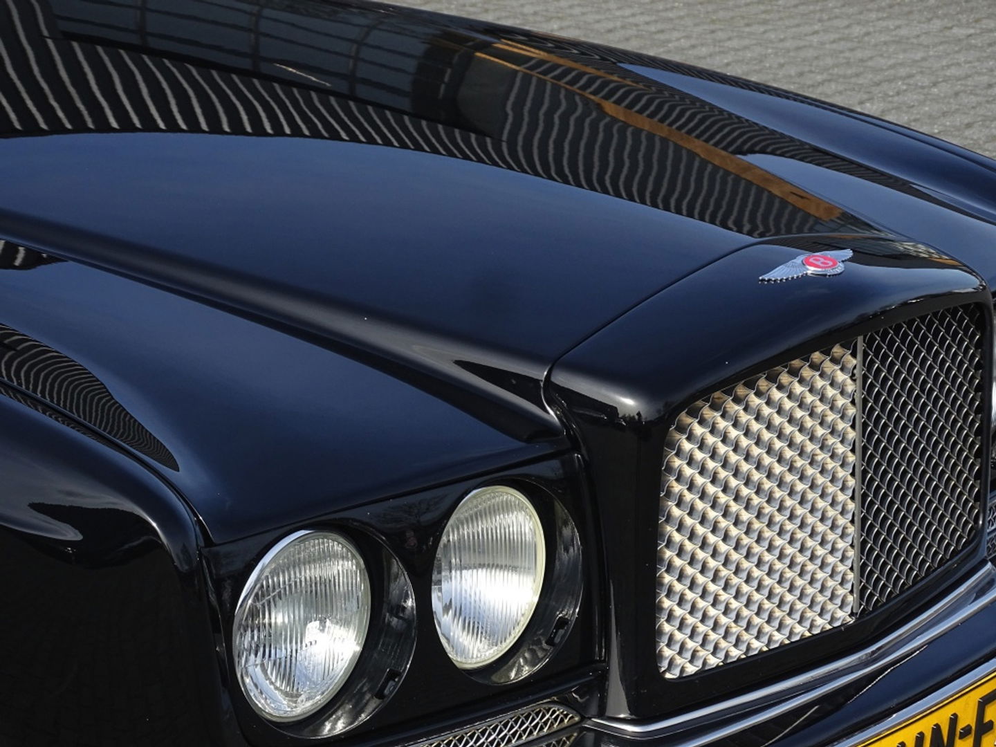 Bentley Continental 6.8 R V8 Turbo coupe / collectors item