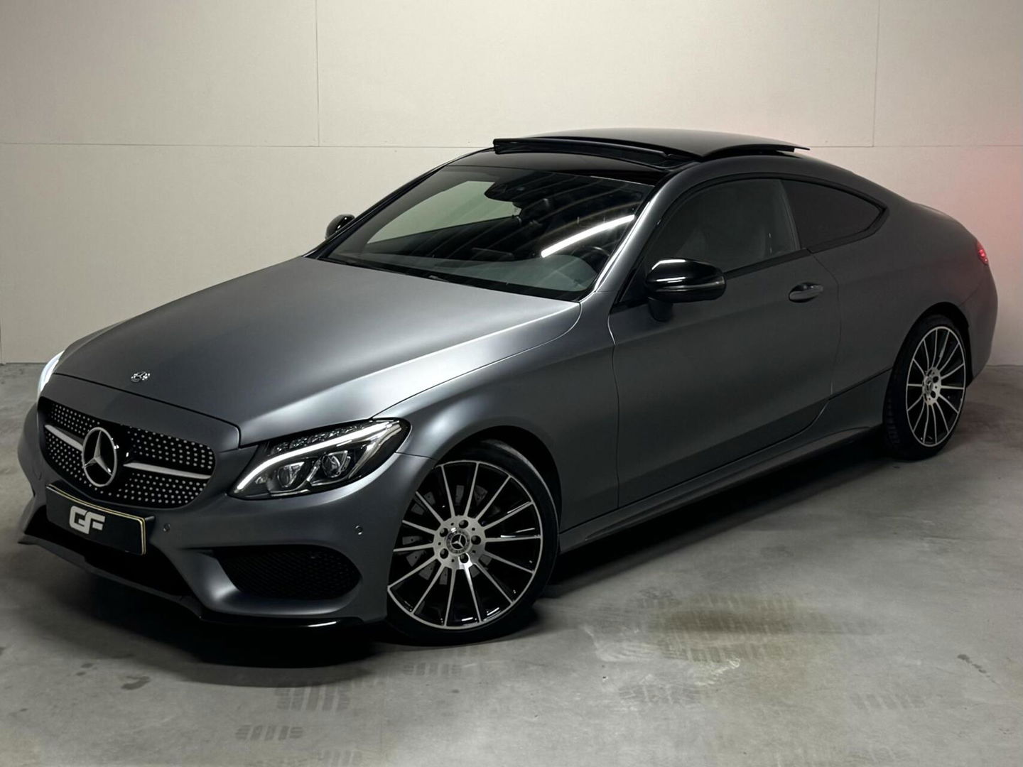 Mercedes-Benz C-Klasse Coupé AMG Pano Magnogrey Camera Cruise NAP