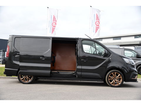 Renault Trafic 2.0 dCi 150 T30 L2H1 PB Edition Camera, Cruise, Carplay, LED, 150pk, Leder, Trekhaak, Automaat, Multimedia, Uniek!