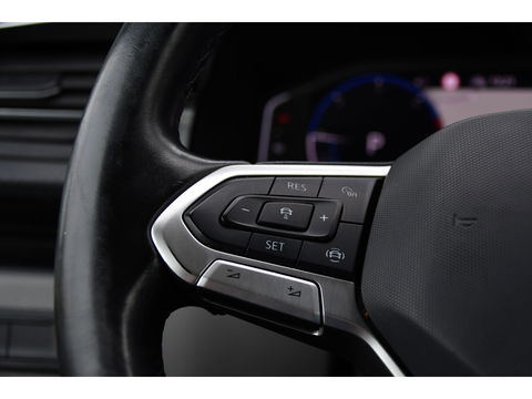 Volkswagen Transporter 2.0 TDI L2H1 30 DC Bulli Virtual, Adaptieve Cruise, Camera, Carplay, LED, Elektrische deur, Standkachel, Stoelverwarming, Trekhaak, Uniek!