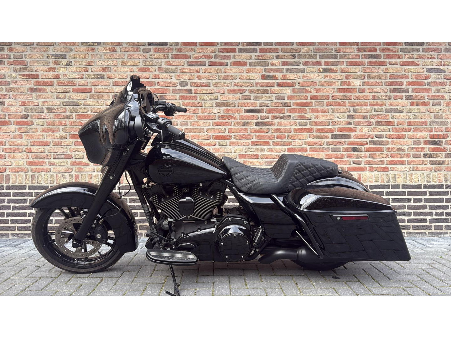 Harley Davidson 103 FLHX Street Glide CVO Blackout Streetglide