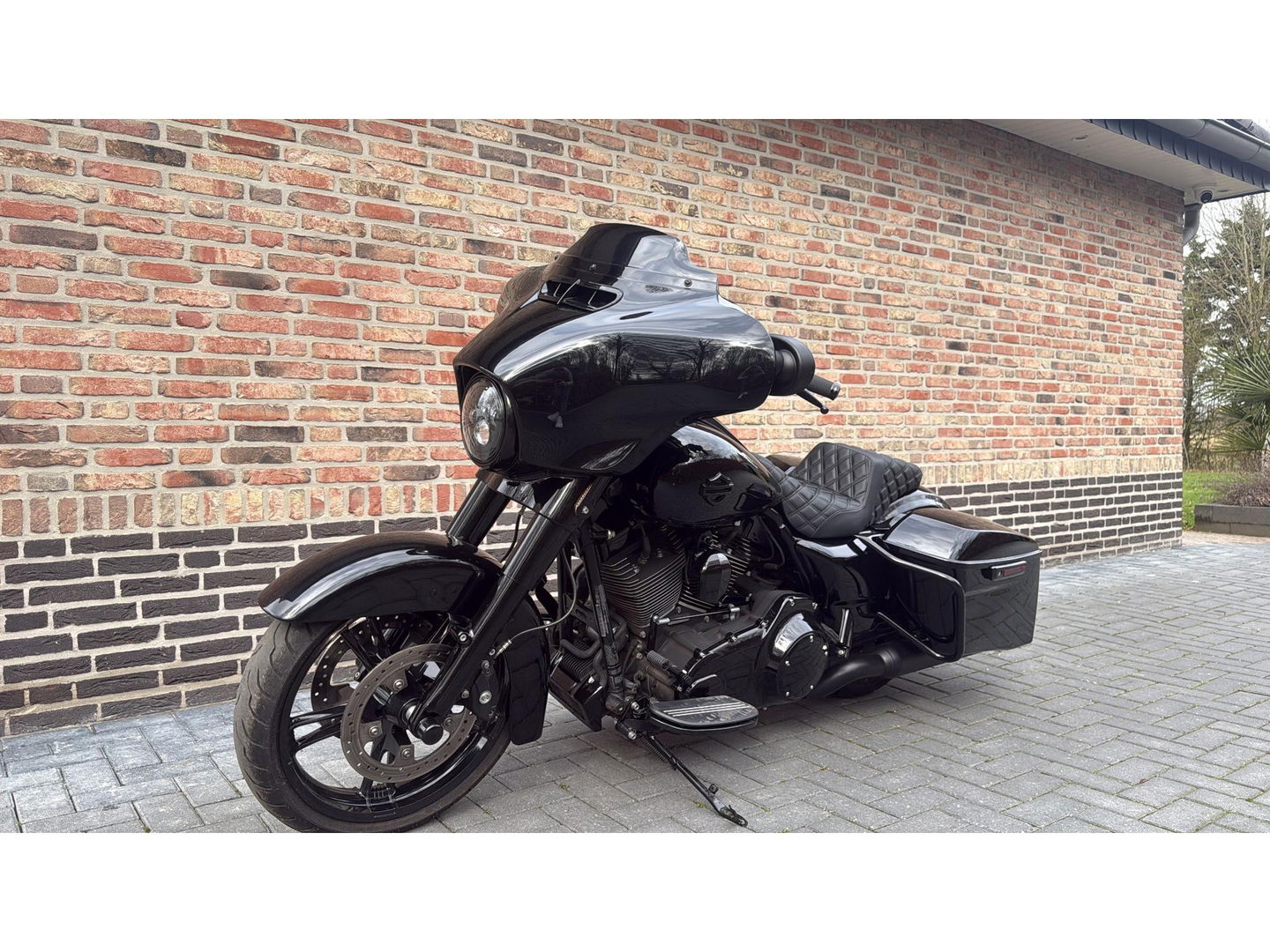 Harley Davidson 103 FLHX Street Glide CVO Blackout Streetglide