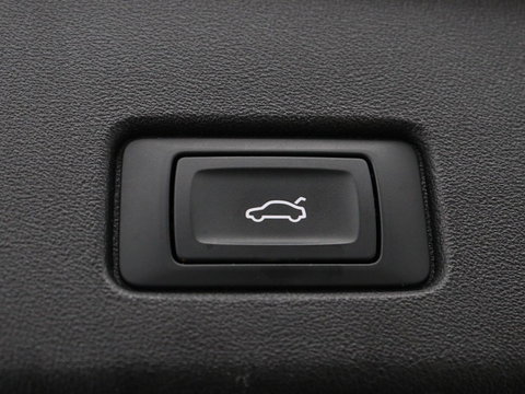 Audi Q4 e-tron 40 Advanced edition 77 kWh | SOH 94% | Stoelverwarming | Matrix LED | Carplay | Virtual Cockpit | 19'' | Parkeerhulp | Navigatie | Audi Sound | Climate control | DAB | Cruise control