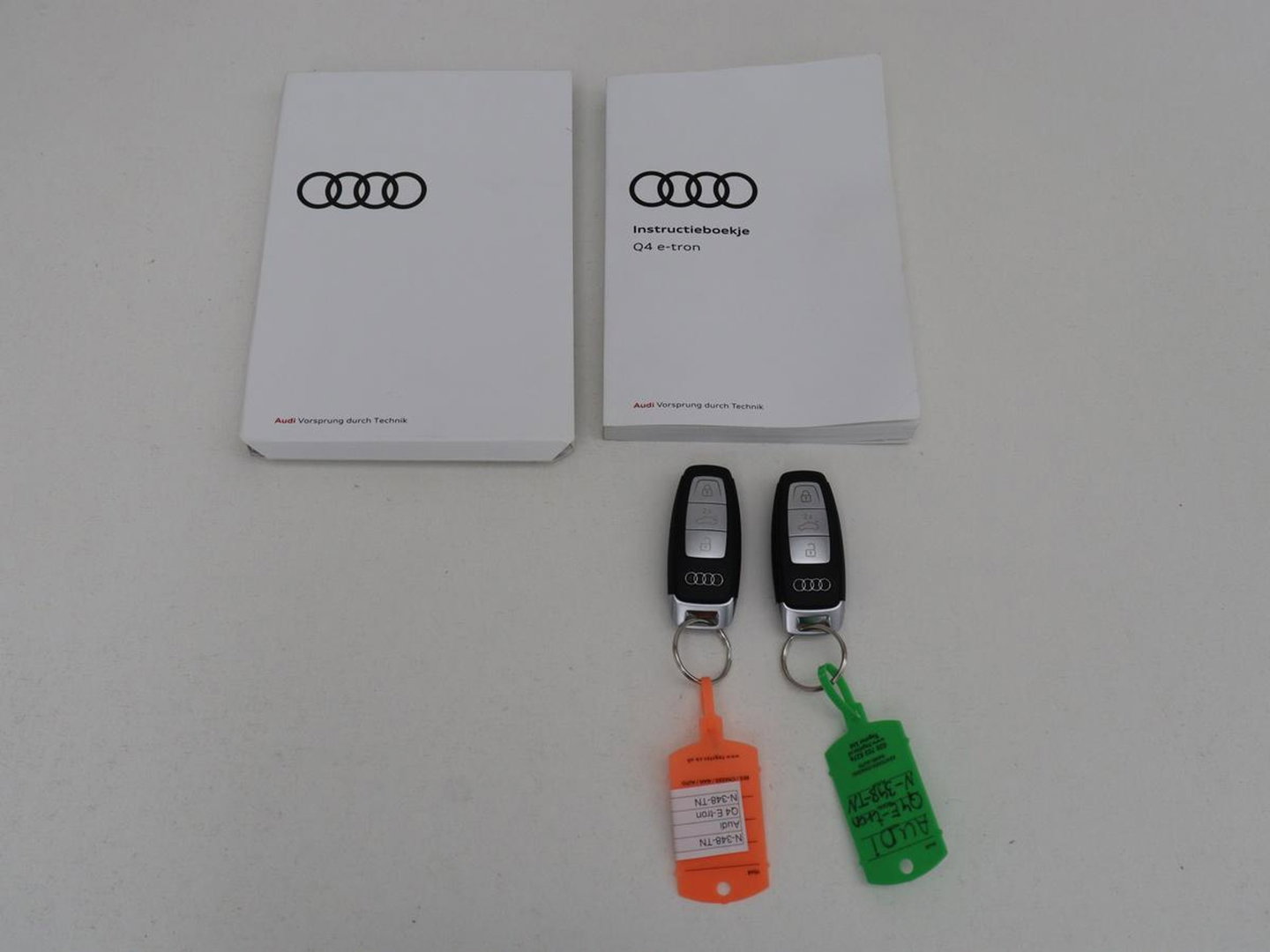 Audi Q4 e-tron 40 Advanced edition 77 kWh | SOH 94% | Stoelverwarming | Matrix LED | Carplay | Virtual Cockpit | 19'' | Parkeerhulp | Navigatie | Audi Sound | Climate control | DAB | Cruise control