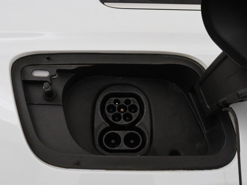 Audi Q4 e-tron 40 Advanced edition 77 kWh | SOH 94% | Stoelverwarming | Matrix LED | Carplay | Virtual Cockpit | 19'' | Parkeerhulp | Navigatie | Audi Sound | Climate control | DAB | Cruise control