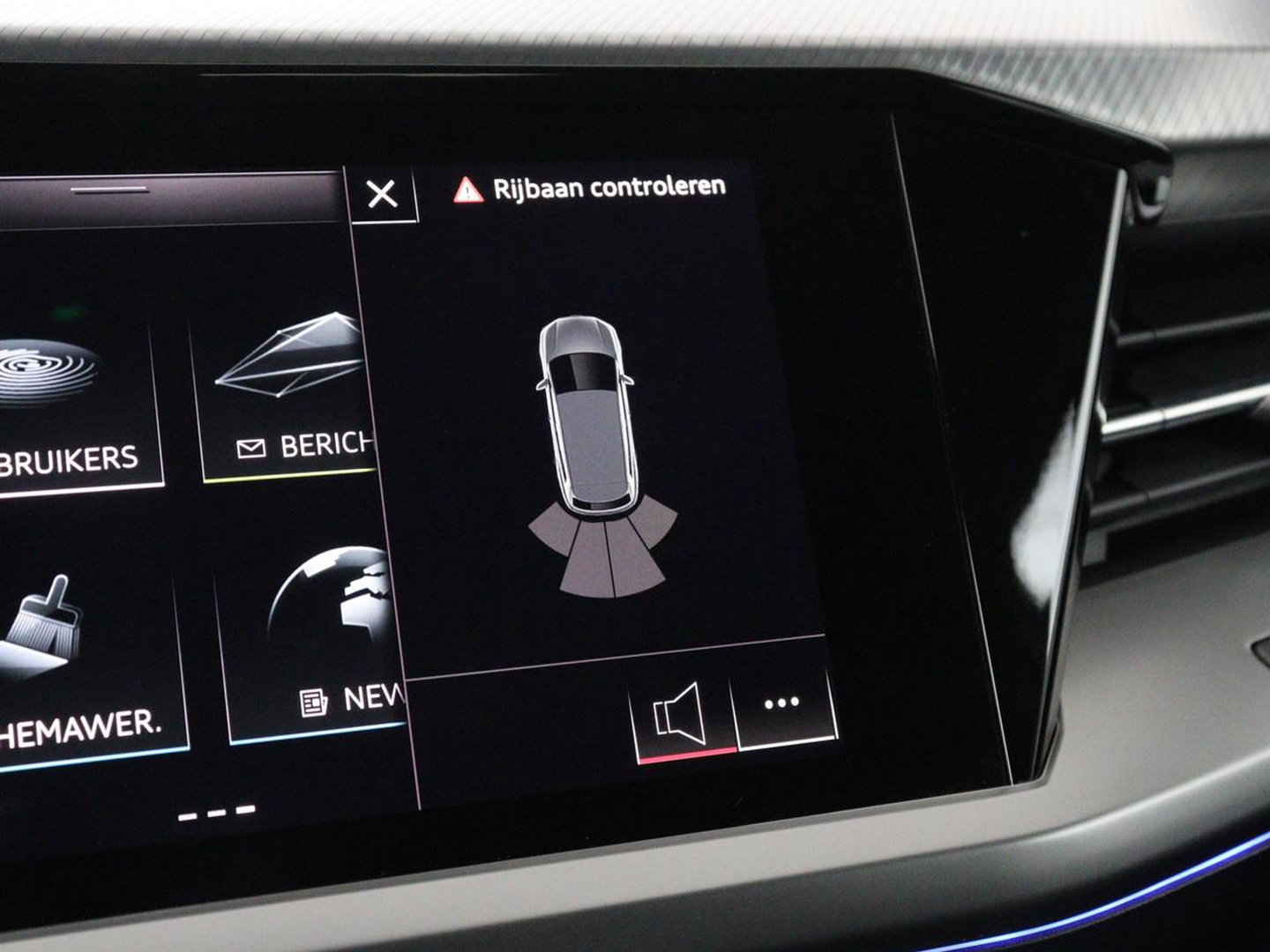 Audi Q4 e-tron 40 Advanced edition 77 kWh | SOH 94% | Stoelverwarming | Matrix LED | Carplay | Virtual Cockpit | 19'' | Parkeerhulp | Navigatie | Audi Sound | Climate control | DAB | Cruise control