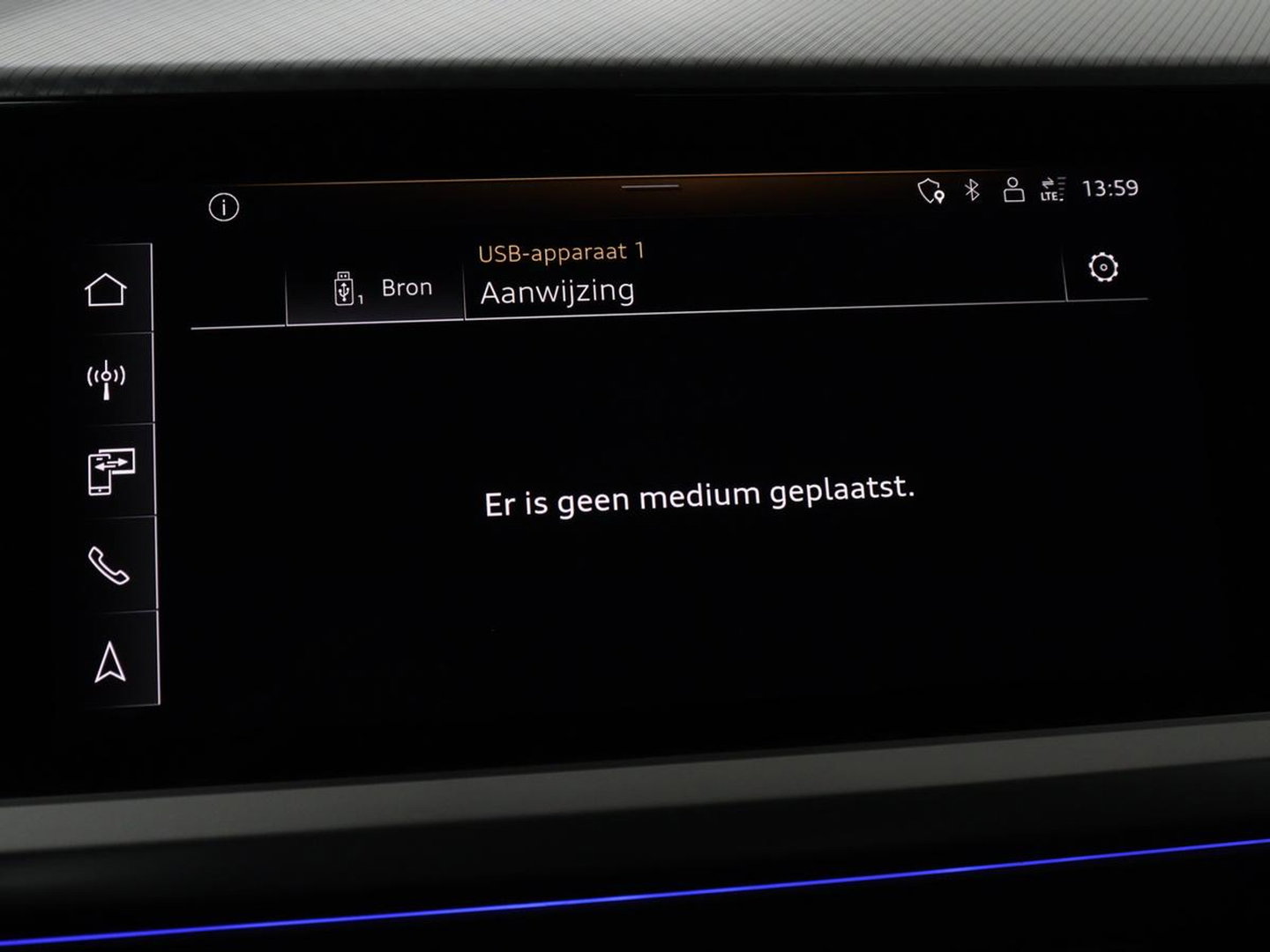 Audi Q4 e-tron 40 Advanced edition 77 kWh | SOH 94% | Stoelverwarming | Matrix LED | Carplay | Virtual Cockpit | 19'' | Parkeerhulp | Navigatie | Audi Sound | Climate control | DAB | Cruise control