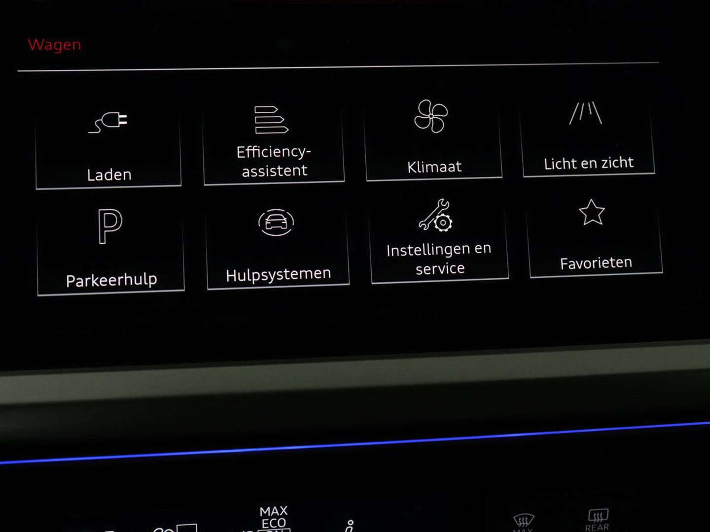 Audi Q4 e-tron 40 Advanced edition 77 kWh | SOH 94% | Stoelverwarming | Matrix LED | Carplay | Virtual Cockpit | 19'' | Parkeerhulp | Navigatie | Audi Sound | Climate control | DAB | Cruise control