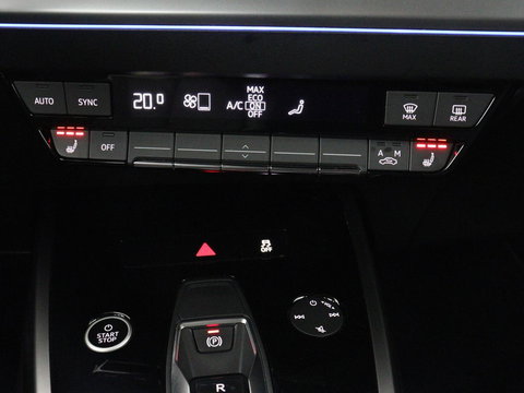 Audi Q4 e-tron 40 Advanced edition 77 kWh | SOH 94% | Stoelverwarming | Matrix LED | Carplay | Virtual Cockpit | 19'' | Parkeerhulp | Navigatie | Audi Sound | Climate control | DAB | Cruise control