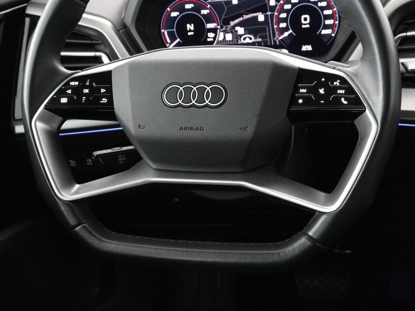 Audi Q4 e-tron 40 Advanced edition 77 kWh | SOH 94% | Stoelverwarming | Matrix LED | Carplay | Virtual Cockpit | 19'' | Parkeerhulp | Navigatie | Audi Sound | Climate control | DAB | Cruise control