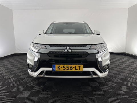 Mitsubishi Outlander 2.4 PHEV Pure (Plug-In) (INCL-BTW)  Aut *FULL-LED | KEYLESS | CAMERA | HEATED-COMFORTSEATS | ECC | SHIFTPADDLES | PDC | CRUISE | CARPLAY | PRIVACY-GLASS | DAB | TOWBAR | 16''ALU*