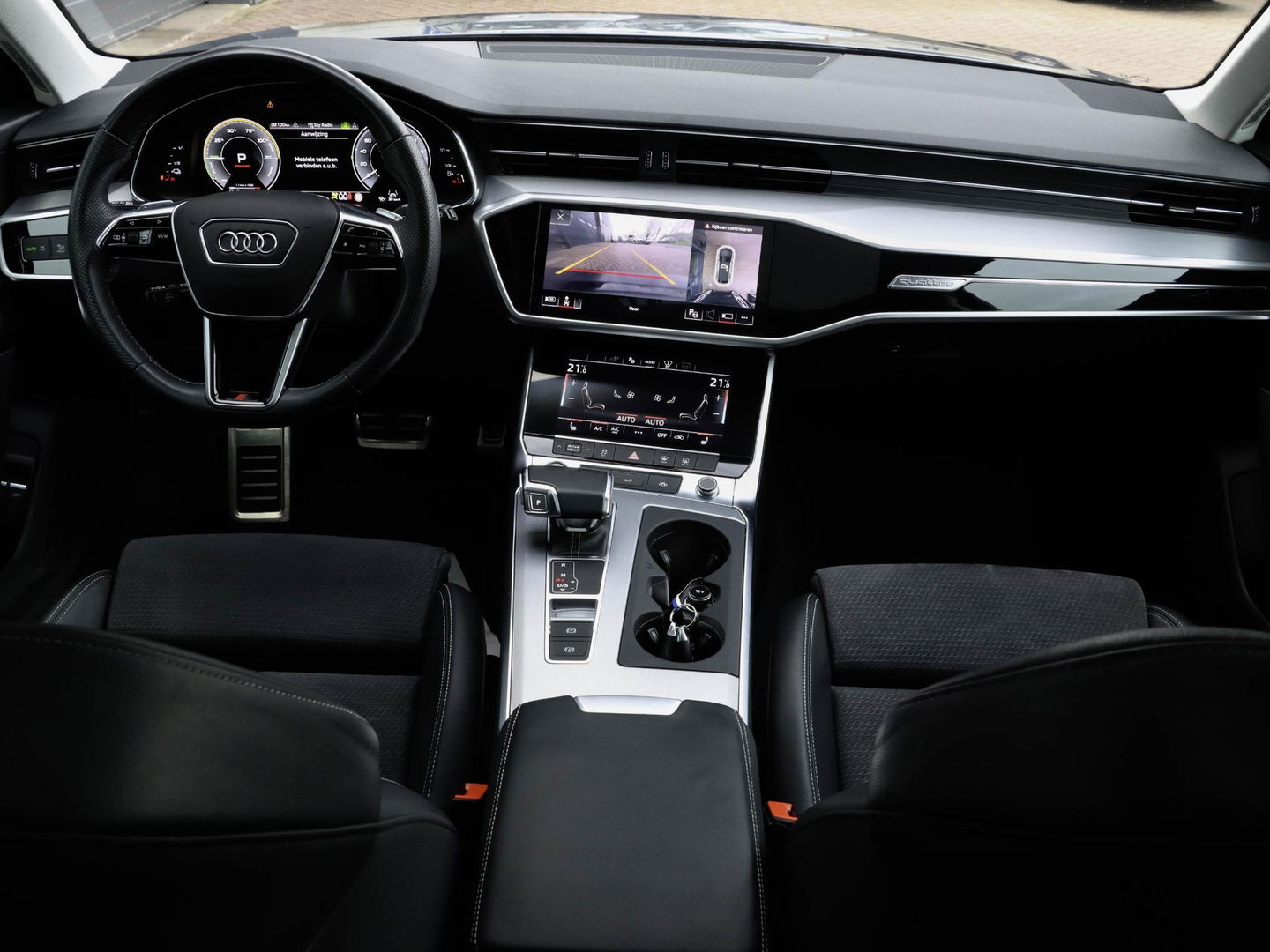 Audi A6 Avant 55 TFSIe Quattro S Line Competition 367pk ACC Pano Trekhaak Headup 360 Cam