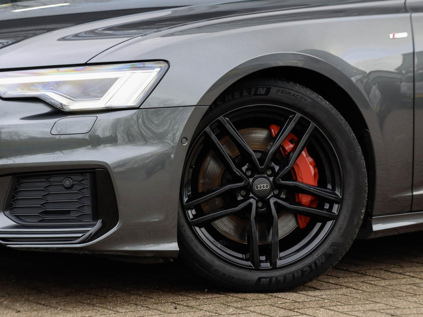 Audi A6 Avant 55 TFSIe Quattro S Line Competition 367pk ACC Pano Trekhaak Headup 360 Cam