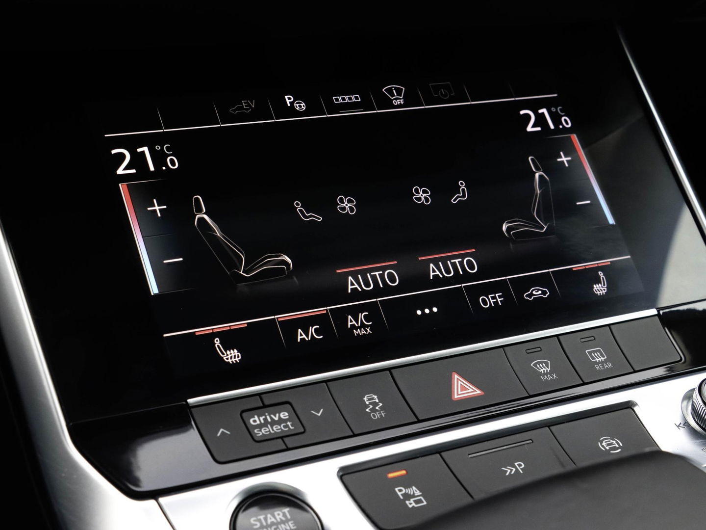 Audi A6 Avant 55 TFSIe Quattro S Line Competition 367pk ACC Pano Trekhaak Headup 360 Cam