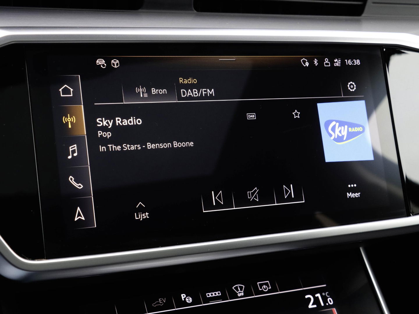 Audi A6 Avant 55 TFSIe Quattro S Line Competition 367pk ACC Pano Trekhaak Headup 360 Cam