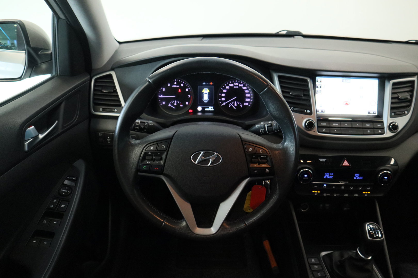 Hyundai Tucson 1.6 GDi Comfort Navi ECC PDC Camera Lane Assist