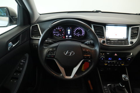 Hyundai Tucson 1.6 GDi Comfort Navi ECC PDC Camera Lane Assist
