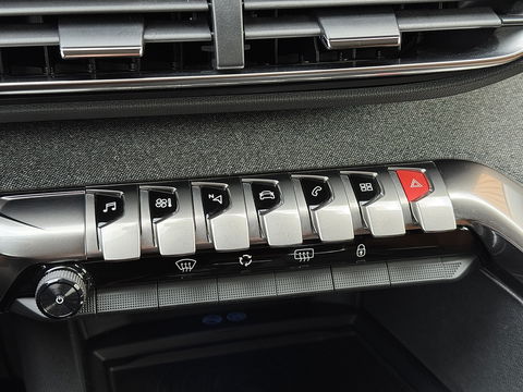 Peugeot 5008 1.2 PureTech Blue Lease Premium | Origineel Nederlands | Dealer Onderhouden | Lane Assist | Apple Carplay | Android Auto | Spraakbediening |