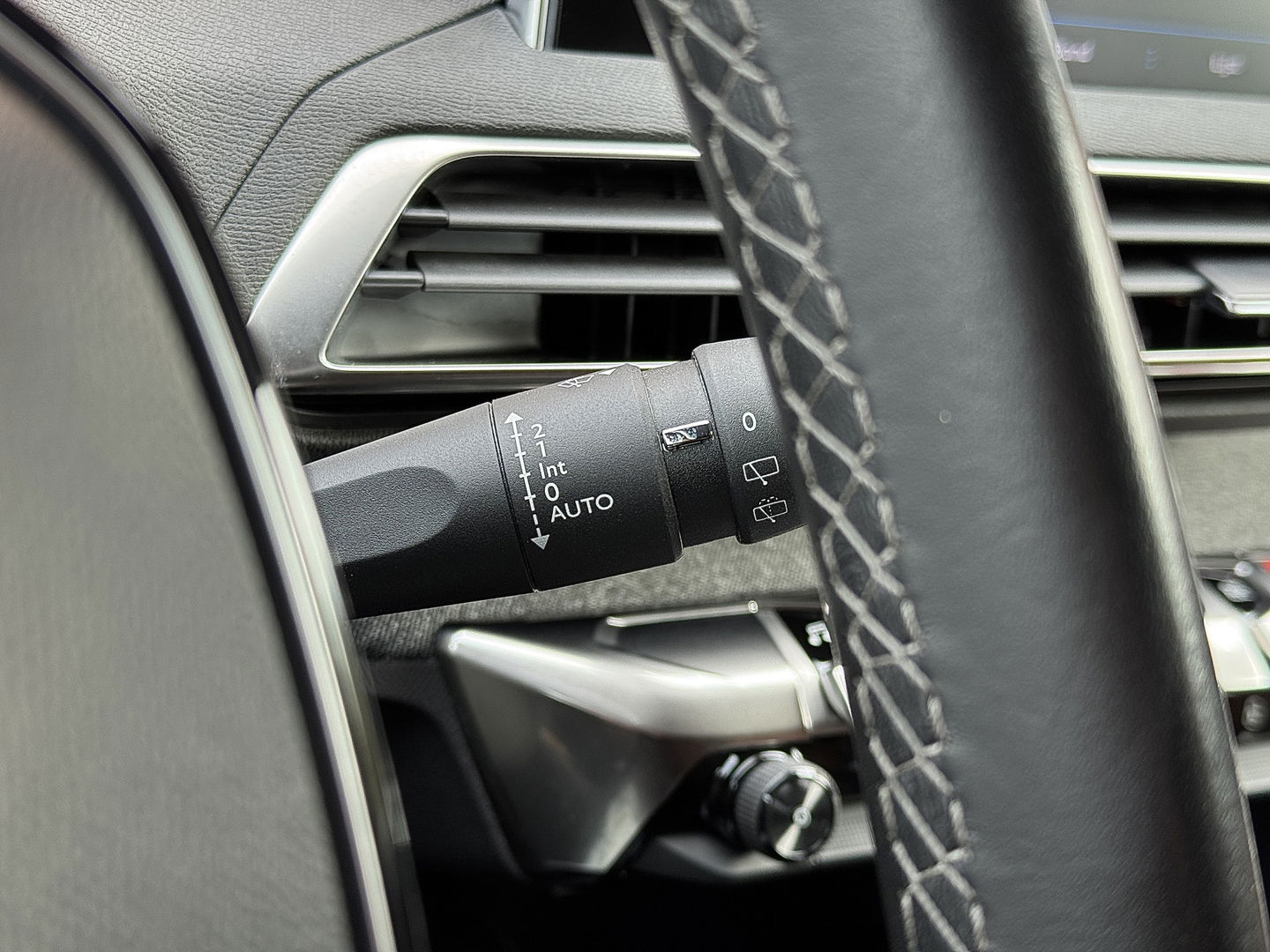 Peugeot 5008 1.2 PureTech Blue Lease Premium | Origineel Nederlands | Dealer Onderhouden | Lane Assist | Apple Carplay | Android Auto | Spraakbediening |