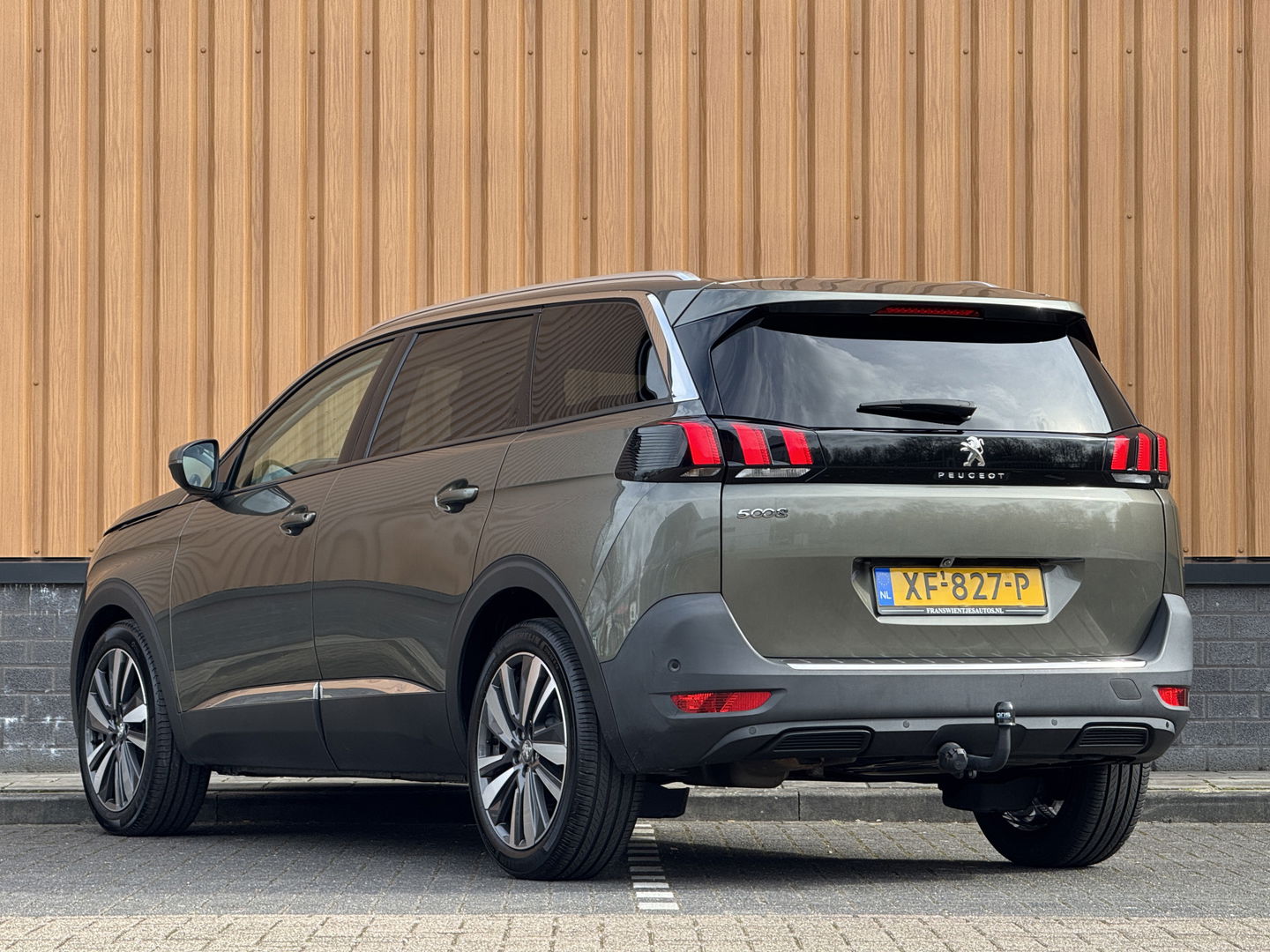 Peugeot 5008 1.2 PureTech Blue Lease Premium | Origineel Nederlands | Dealer Onderhouden | Lane Assist | Apple Carplay | Android Auto | Spraakbediening |