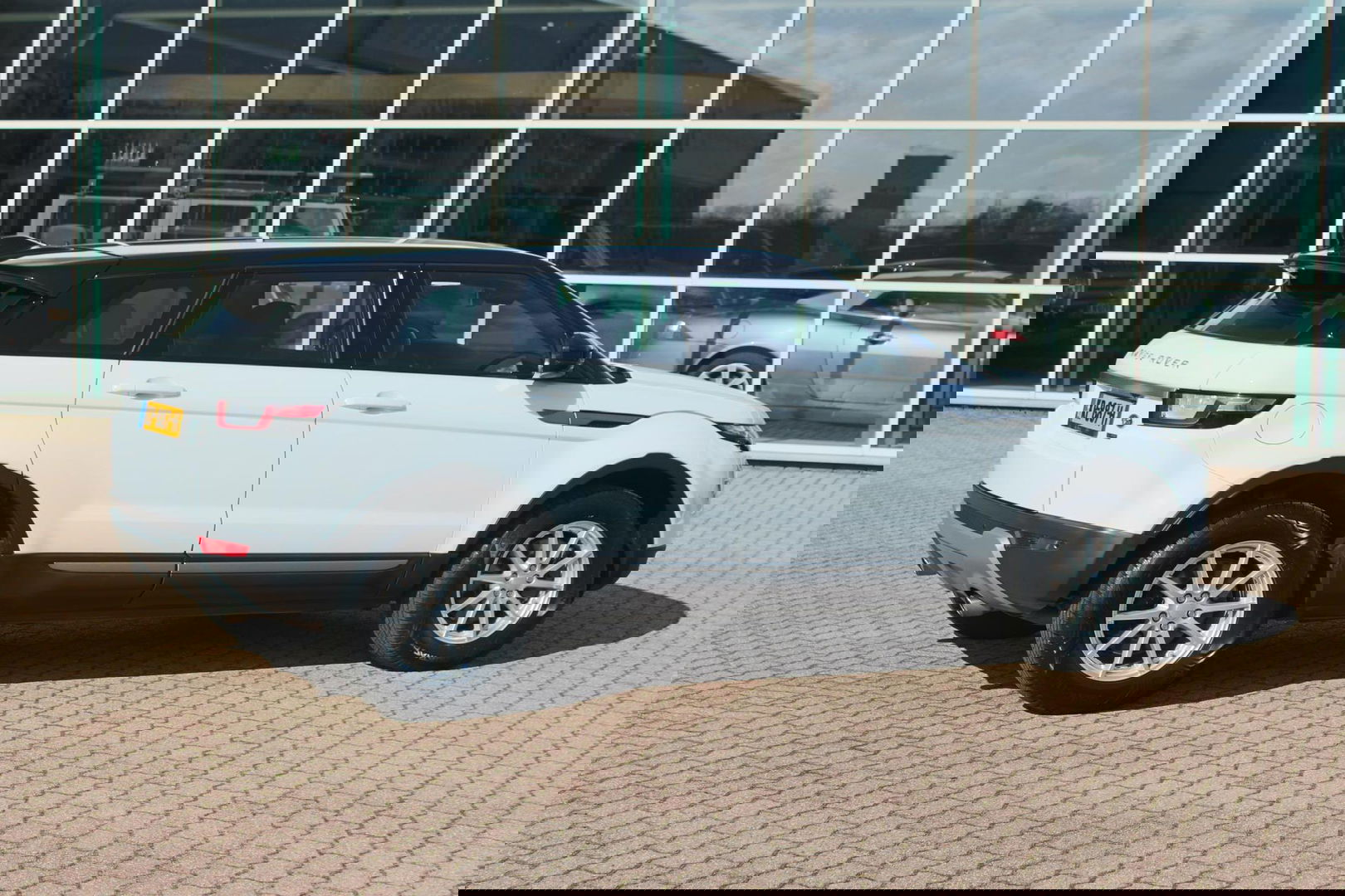 Land Rover Range Rover Evoque 2.0 TD4 Pure Business Pack