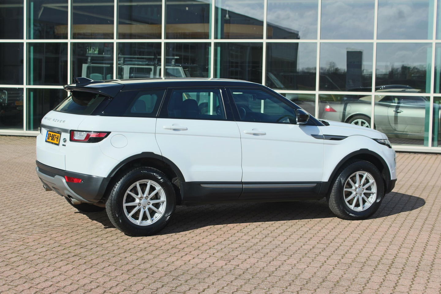 Land Rover Range Rover Evoque 2.0 TD4 Pure Business Pack