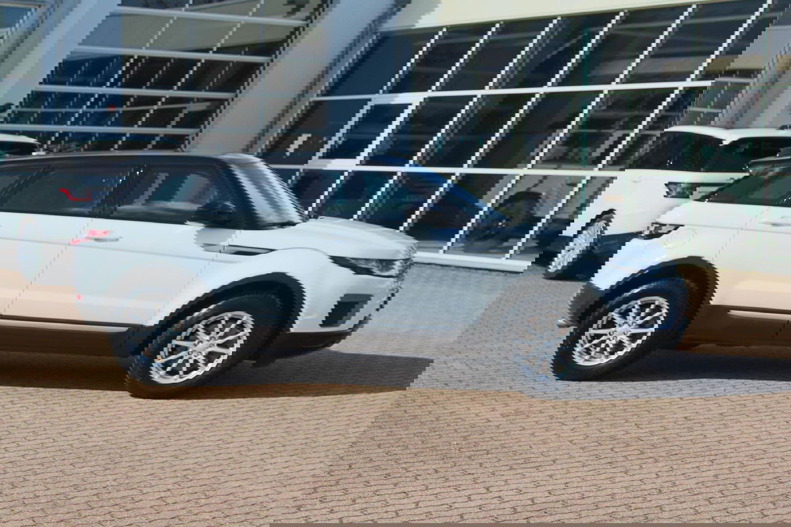 Land Rover Range Rover Evoque 2.0 TD4 Pure Business Pack