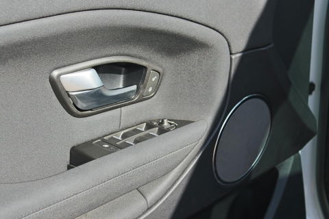 Land Rover Range Rover Evoque 2.0 TD4 Pure Business Pack