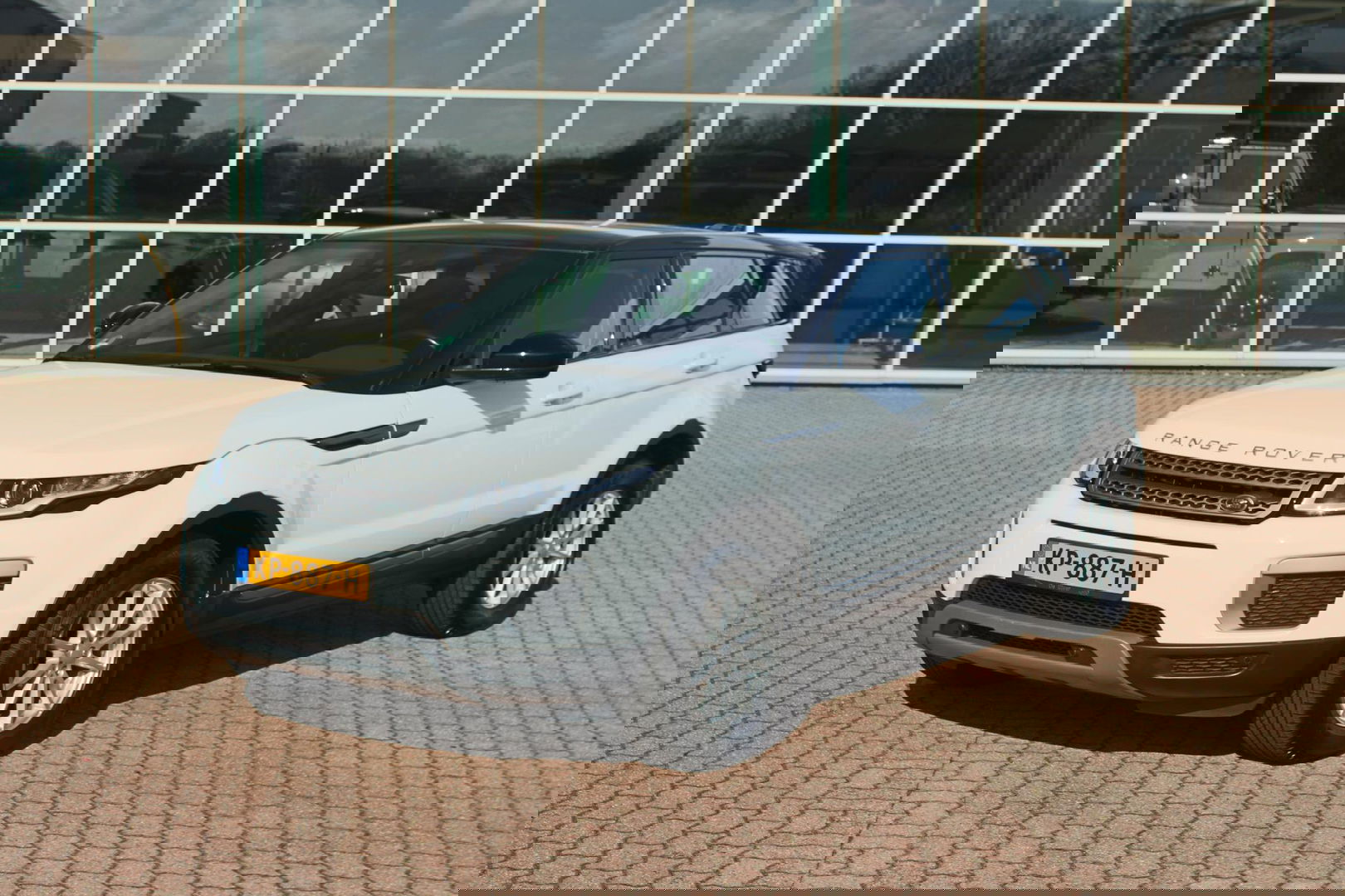 Land Rover Range Rover Evoque 2.0 TD4 Pure Business Pack