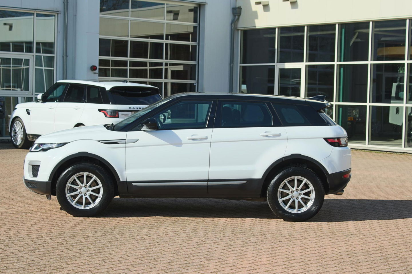 Land Rover Range Rover Evoque 2.0 TD4 Pure Business Pack