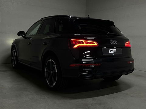 Audi Q5 50 TFSIe Quattro Black Edition S-Line Pano Sfeer Camera