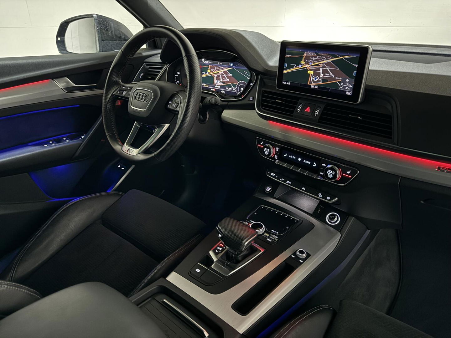 Audi Q5 50 TFSIe Quattro Black Edition S-Line Pano Sfeer Camera