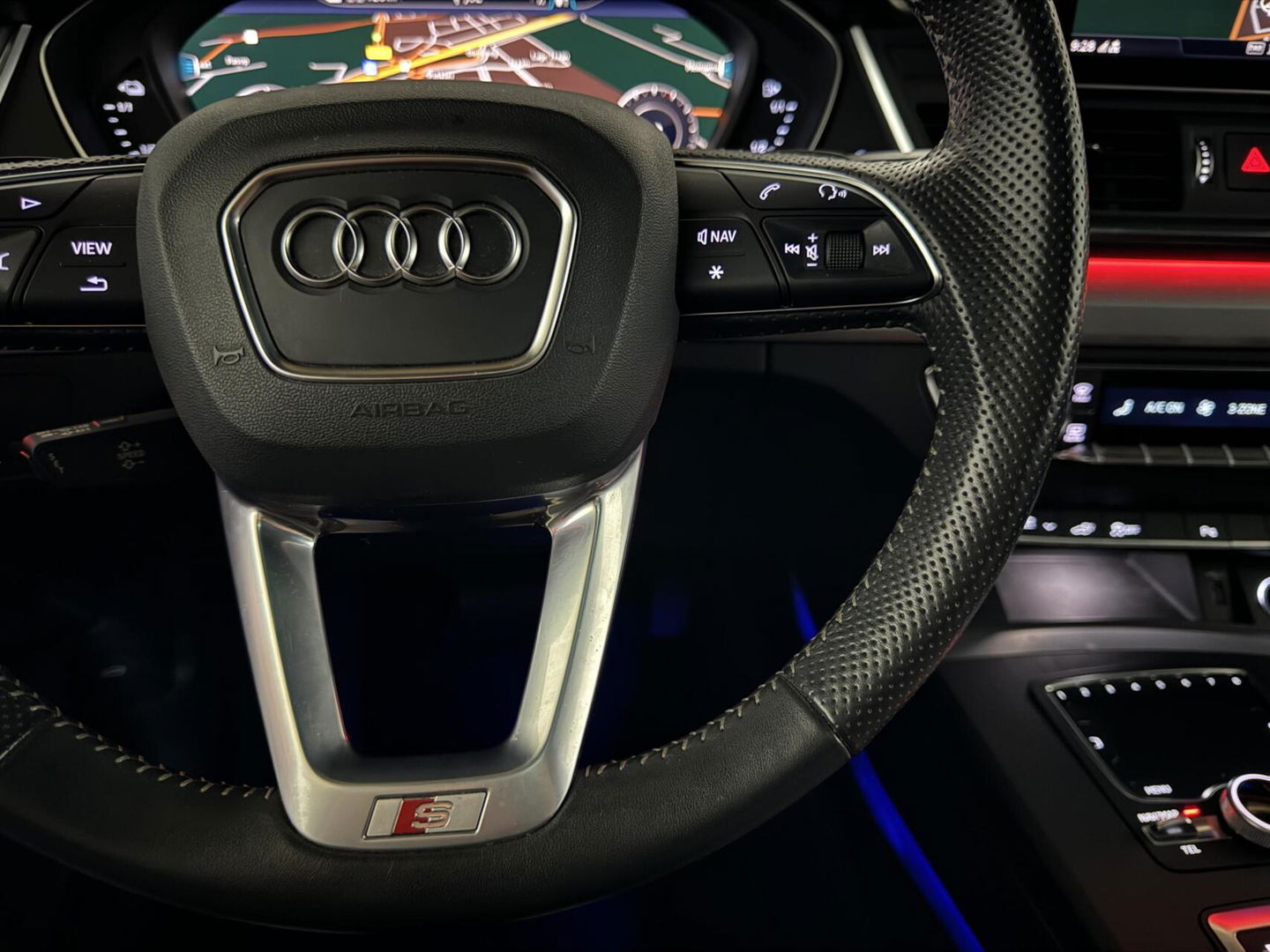 Audi Q5 50 TFSIe Quattro Black Edition S-Line Pano Sfeer Camera