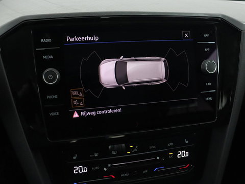Volkswagen Passat 1.4 TSI PHEV GTE | Stoelverwarming | Adaptive cruise | Carplay | Navigatie | 18'' | Matrix LED | Parkeerhulp | Bluetooth | Plug In