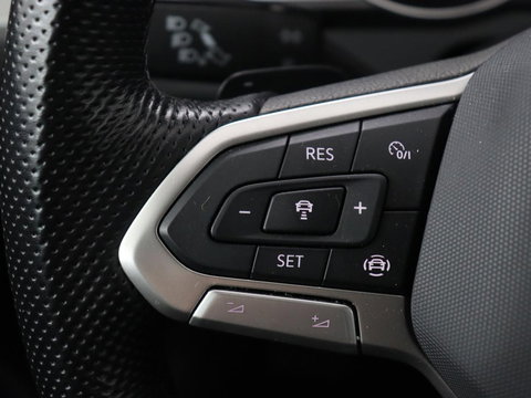 Volkswagen Passat 1.4 TSI PHEV GTE | Stoelverwarming | Adaptive cruise | Carplay | Navigatie | 18'' | Matrix LED | Parkeerhulp | Bluetooth | Plug In