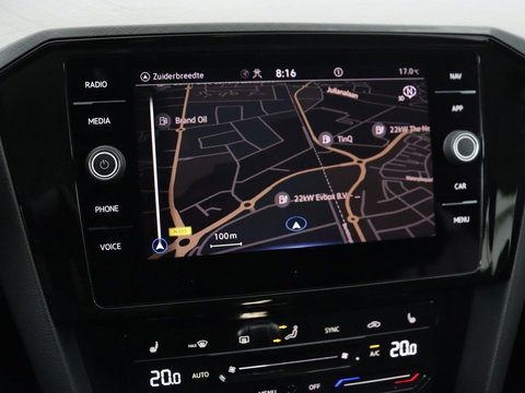 Volkswagen Passat 1.4 TSI PHEV GTE | Stoelverwarming | Adaptive cruise | Carplay | Navigatie | 18'' | Matrix LED | Parkeerhulp | Bluetooth | Plug In