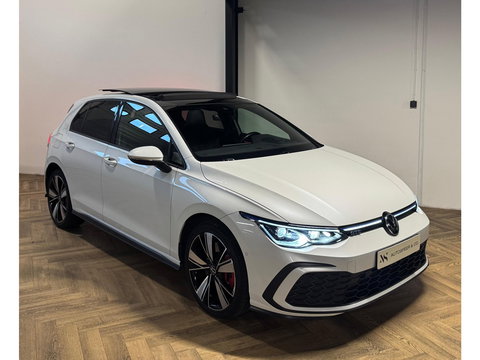 Volkswagen Golf 1.4 eHybrid GTE PANO KEYLESS CAM