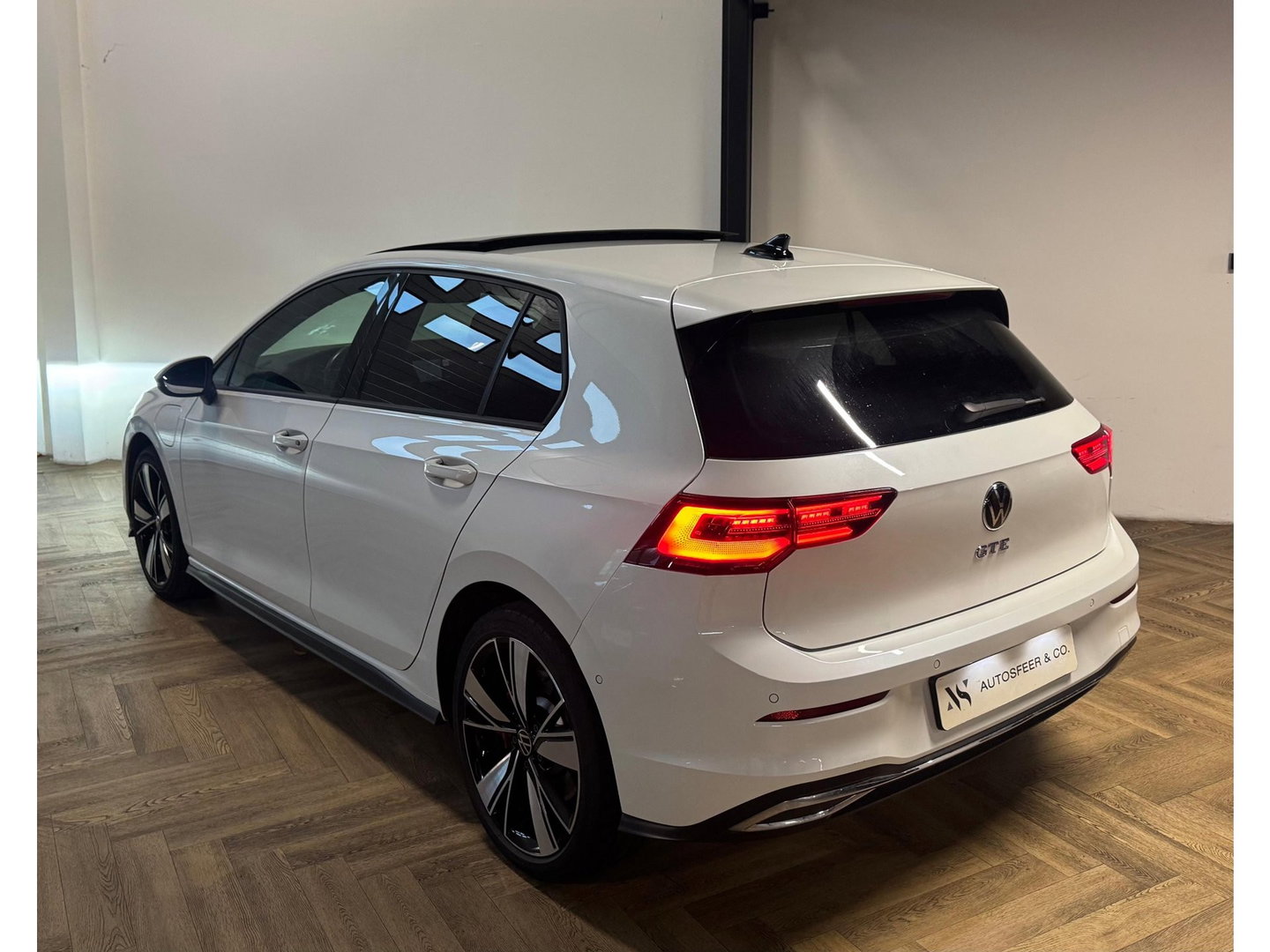 Volkswagen Golf 1.4 eHybrid GTE PANO KEYLESS CAM