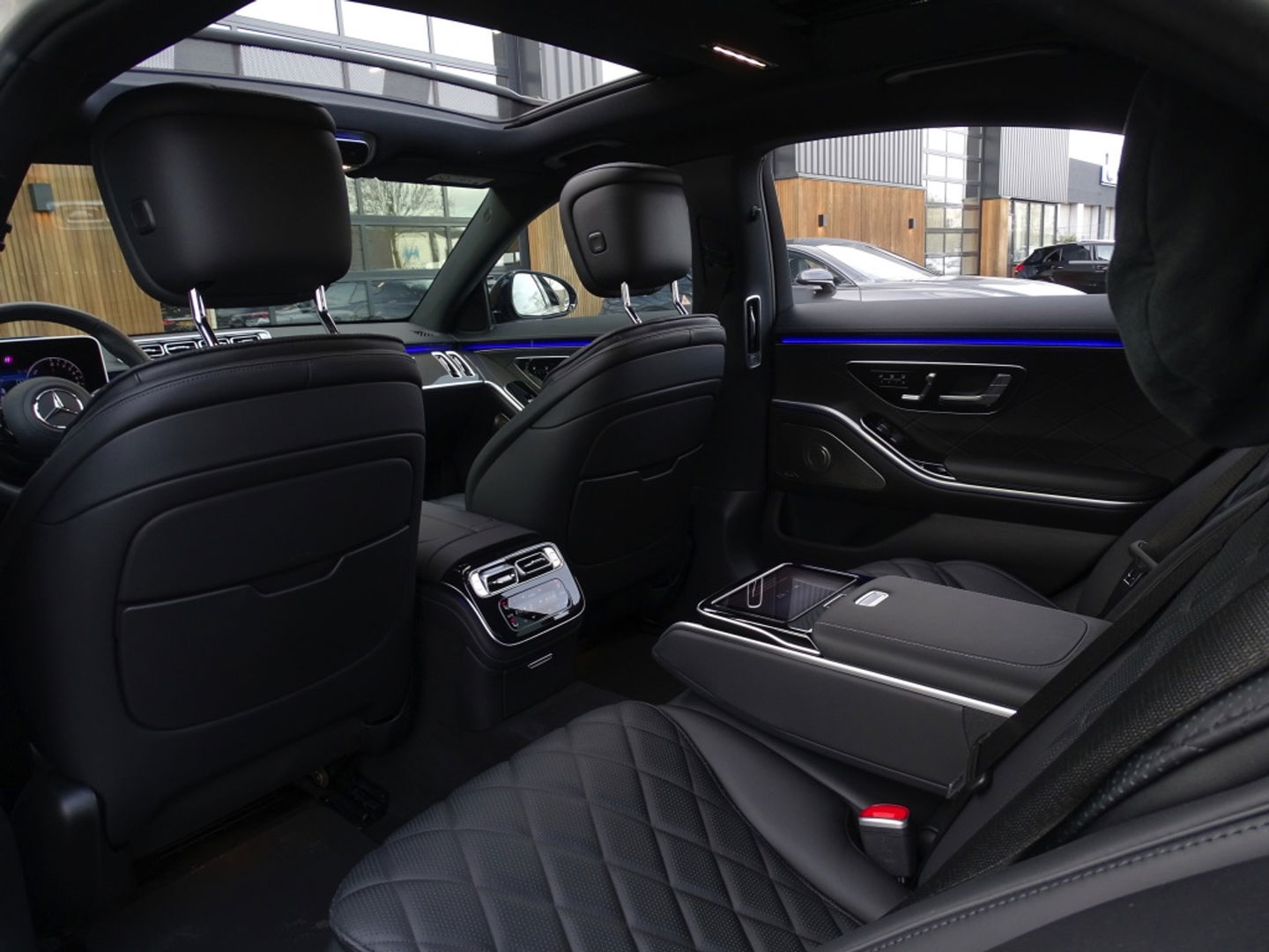 Mercedes-Benz S-Klasse 580 e 4M 510PK Lang AMG Designo / Burmester / carbon / VIP